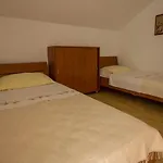 Daju Apartment *